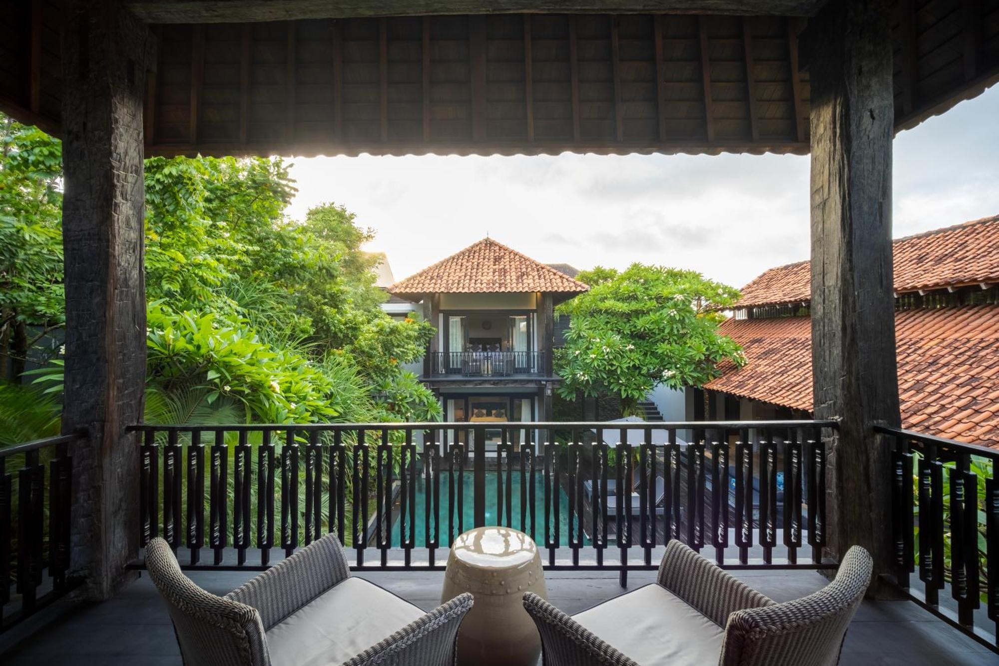 Villa De Suma - Fully Staffed Luxury Villa, Walk To The Beach!