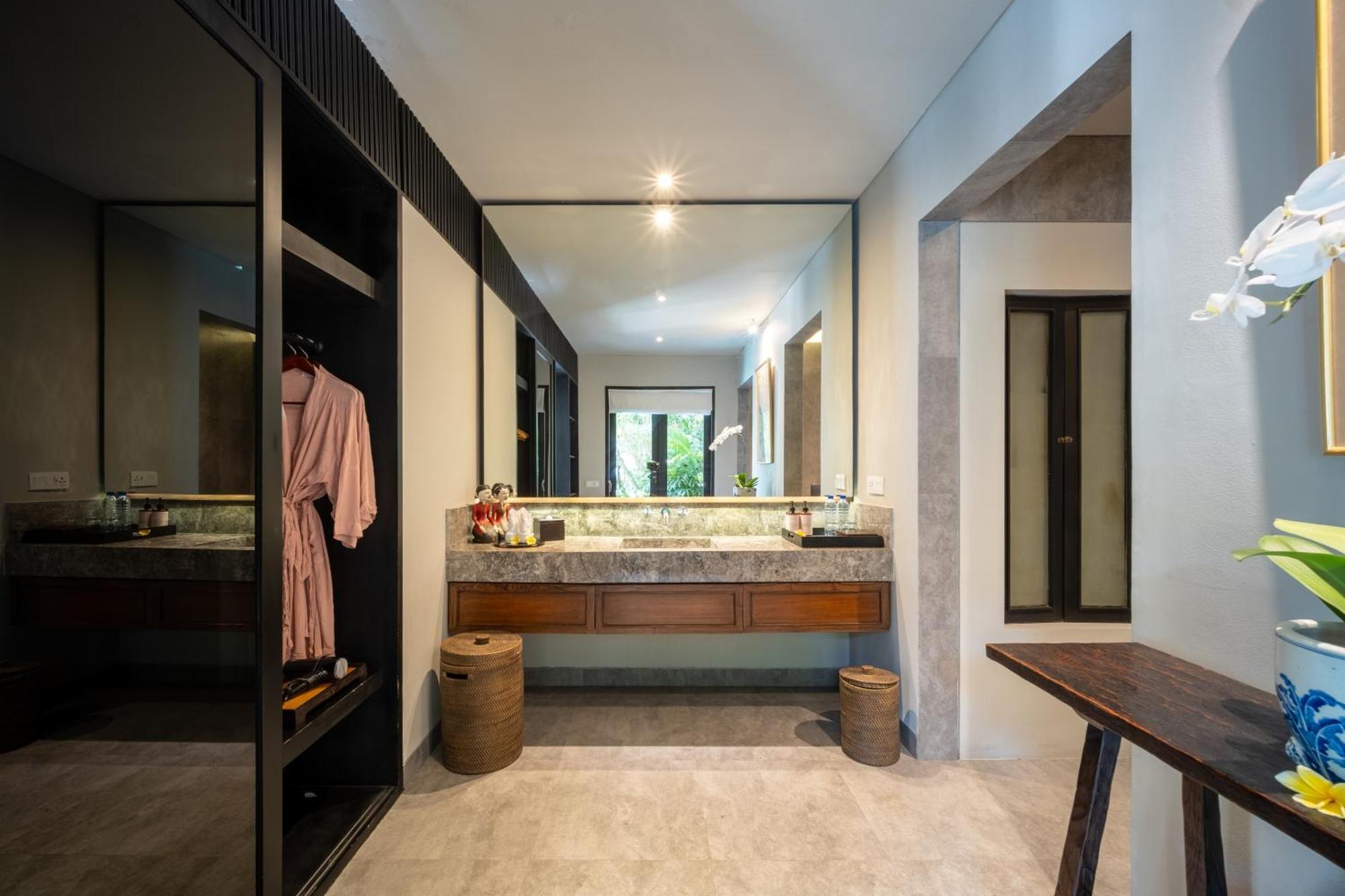 De Suma - Fully Staffed Luxury Villa, Walk To The Beach! Villa Seminyak