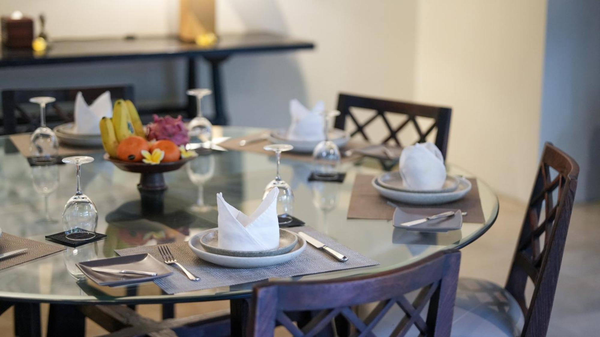 De Suma - Fully Staffed Luxury Villa, Walk To The Beach! Seminyak