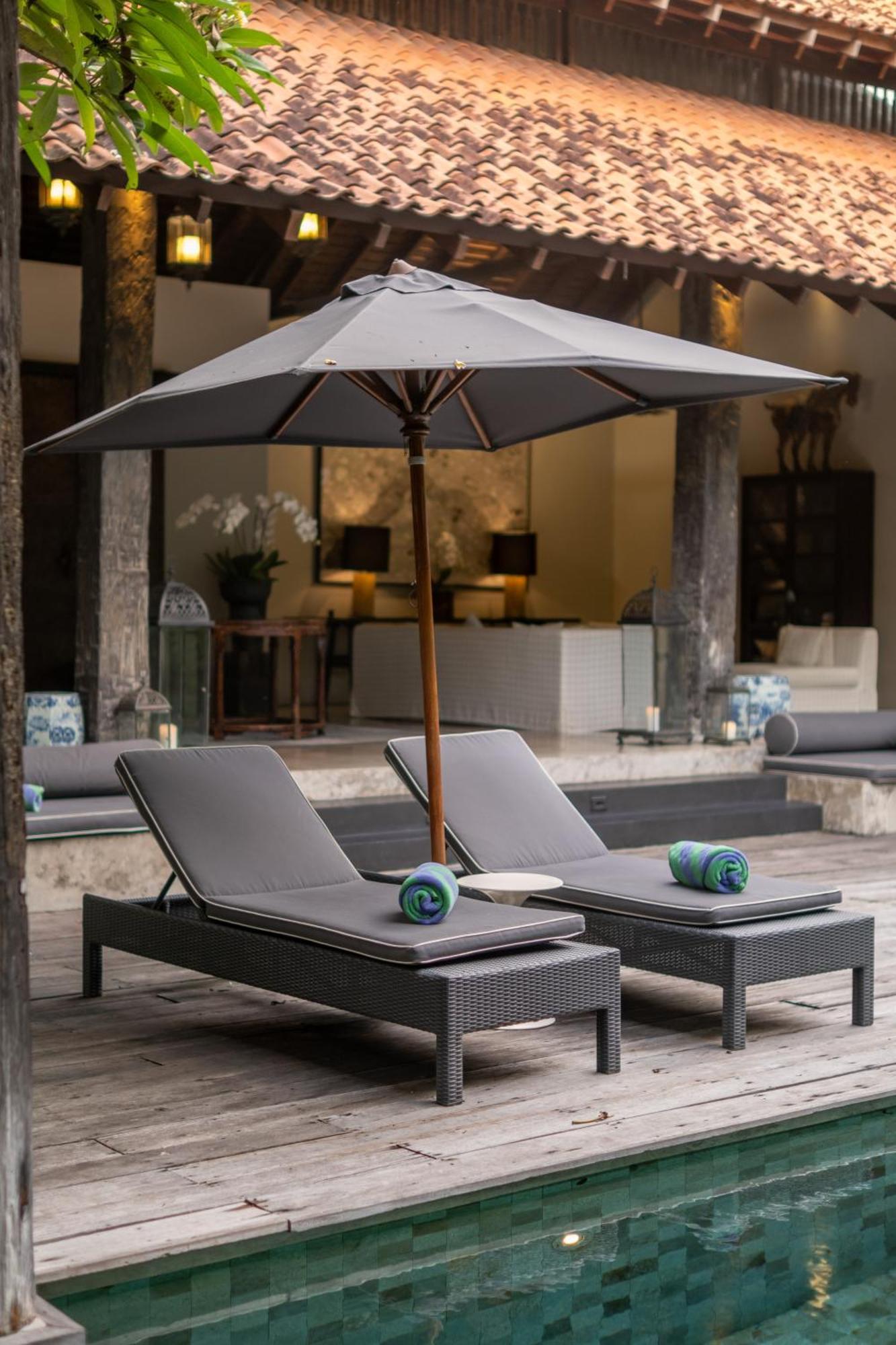Villa De Suma - Fully Staffed Luxury Villa, Walk To The Beach! Seminyak