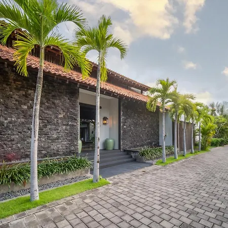 Villa De Suma - Fully Staffed Luxury Villa, Walk To The Beach! Seminyak Exterior foto