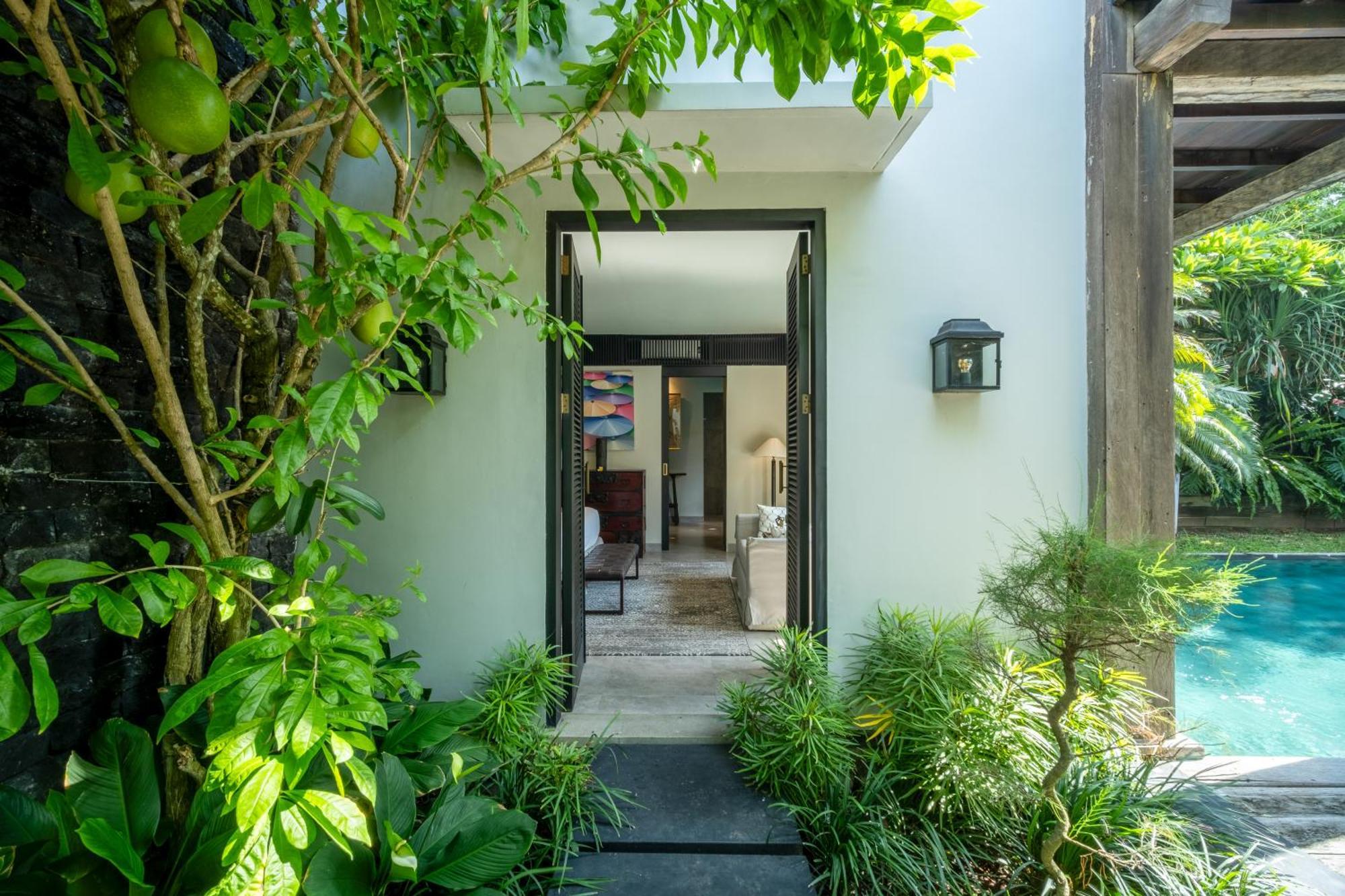 Villa De Suma - Fully Staffed Luxury Villa, Walk To The Beach!